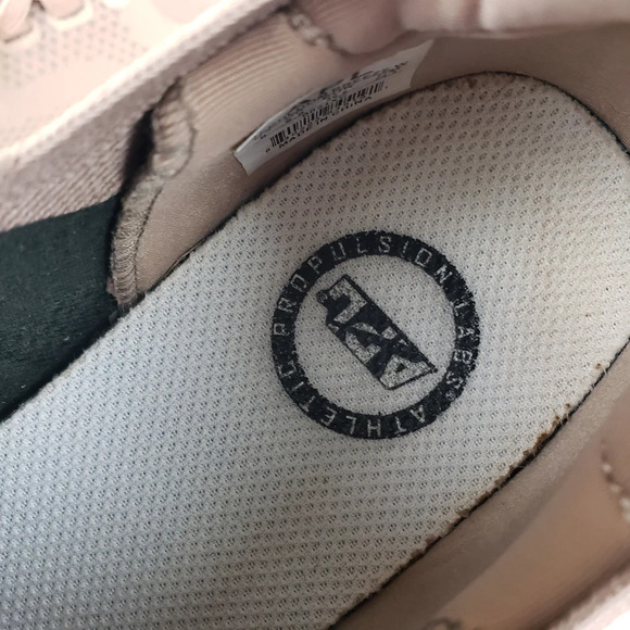 APL TechLoom Breeze Sneakers Size 8 Knit Mauve Athletic Gym Workout Shoes - Picture 11 of 14